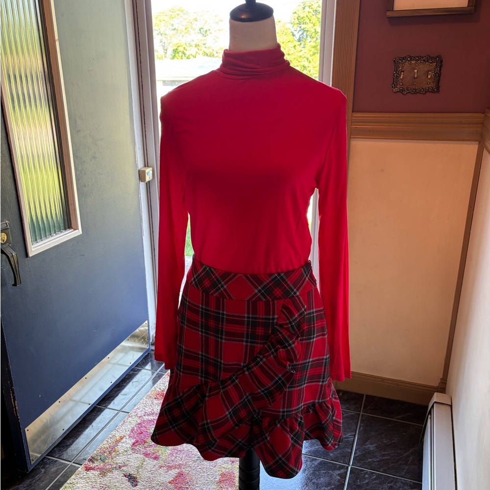 New Vineyard Vines Red Plaid Ruffle Skirt Size 4 With tags Red Cuddl Duds Shirt